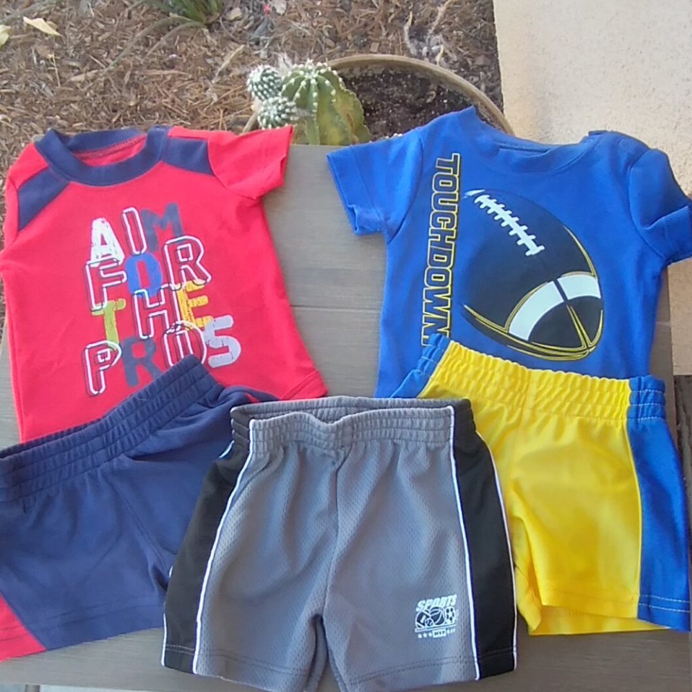 Faded Glory 2 Onesies With Shorts And One Geranimal Short Infant Size Newborn